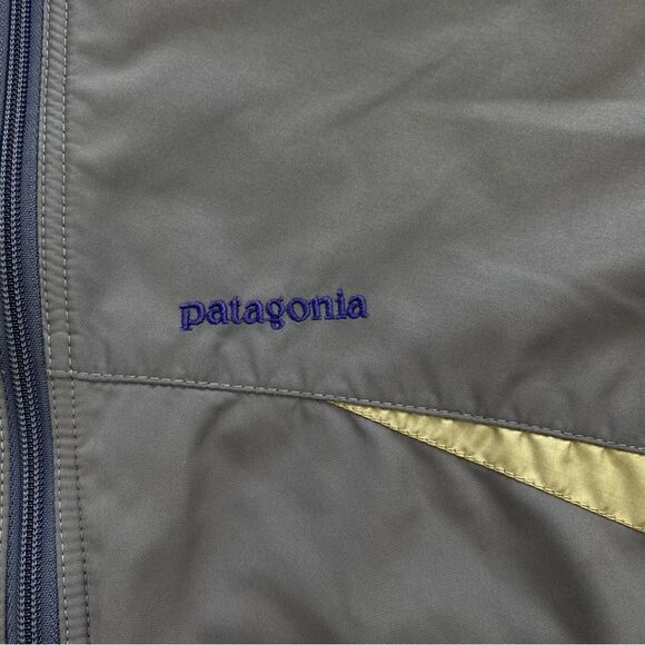 Women’s Vintage Patagonia Jacket  - Picture 4 of 8